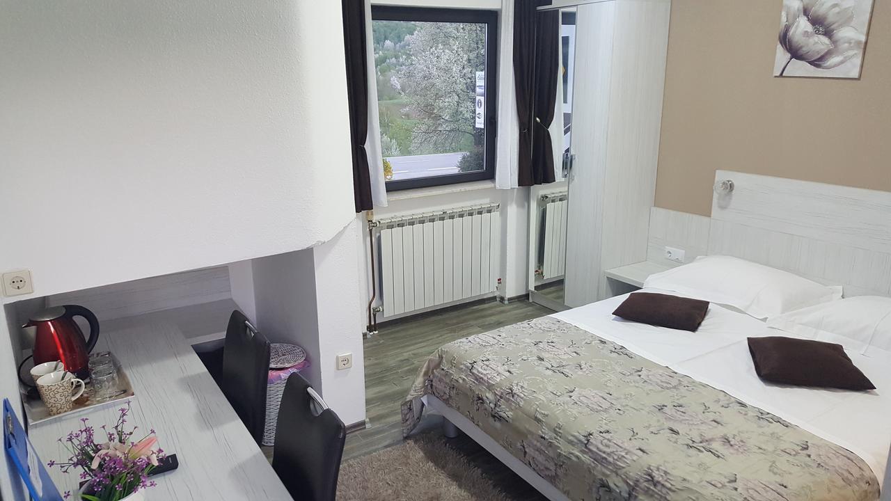 Vukovic House Otel Seliste Dreznicko Dış mekan fotoğraf